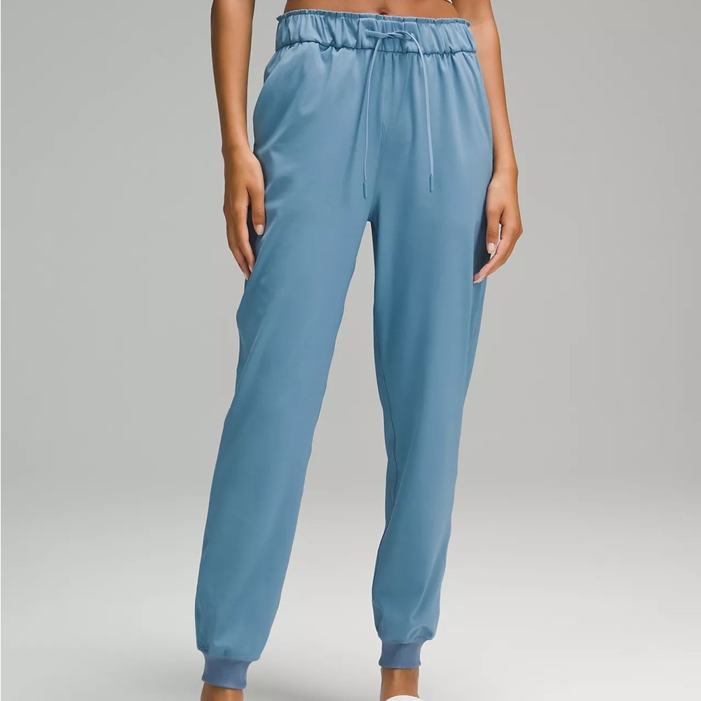 Lululemon Stretch High-Rise Jogger Utility Blue size 0